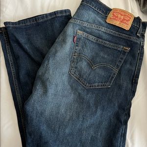 Men’s Levi 569 Jeans